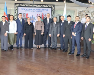 Yeni Azərbaycan Partiyası Səbail rayon təşkilatının yaradılmasının 33-cü ildönümünə həsr olunmuş tədbir