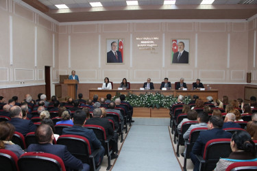 Səbail Rayon İcra Hakimiyyətində Ümummilli Lider Heydər Əliyevin anadan olmasının 103-cü ildönümü həsr olunmuş tədbir keçirilmişdir