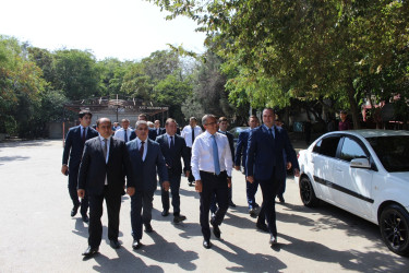 20-ci sahə yaşayış massivində baxımsız vəziyyətdə olan “Vətən bağı” adlanan parka RİH başçısı tərəfindən baxış keçirildi