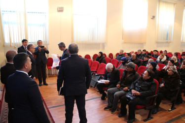 Rayon İcra Hakimiyyətinin başçısı Badamdar qəsəbəsində sakinlərlə səyyar görüş keçirmişdir