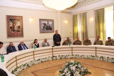 Səbaildə 27 Sentyabr – Şəhidlərimizin irsi: “Qəhrəmanlığın unudulmaz xatirəsi” mövzusunda dəyirmi masa təşkil olunmuşdur