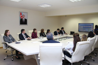 Səbail Rayon İcra Hakimiyyətində “Dövlət orqanlarında inzibati vəzifələrin tutulması şərtləri və qaydaları” mövzusunda təlim keçirilmişdir
