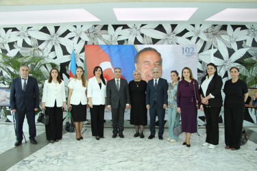 Səbaildə Ümummilli Lider Heydər Əliyevin anadan olmasının 102-ci ildönümünə həsr edilmiş tədbir keçirilib