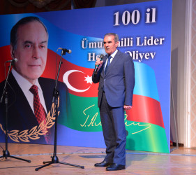 Səbaildə Ulu Öndər Heydər Əliyevin 100 illik yubileyinə həsr olunmuş “Qurtuluşun banisi” adlı tədbir keçirilib