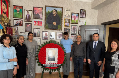 Səbail rayonunda şəhidlərin ailə üzvləri ziyarət olunur