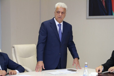 Səbail Rayon İcra Hakimiyyətində rəqəmsal inkişafa dair növbəti müşavirə keçirilib