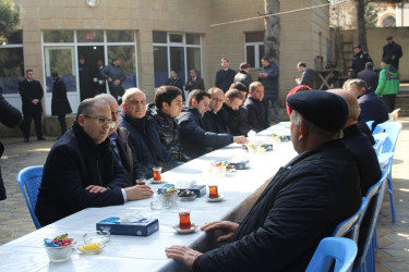 Rayon İcra Hakimiyyəti başçısının Badamdar qəsəbəsində sakinlərlə görüşü