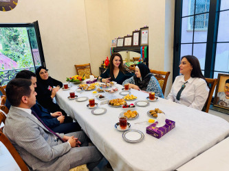 Səbail rayonunda şəhidlərin  ailə üzvləri ziyarət olunur