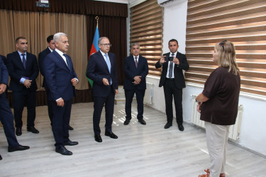 Rayon İcra Hakimiyyətinin başçısı sakinlərlə səyyar görüş keçirmişdir