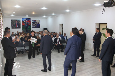 Rayon İcra Hakimiyyətinin başçısı sakinlərlə səyyar görüş keçirmişdir