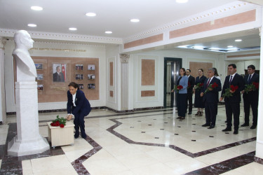 “Şəhərsalma və Memarlıq İli” çərçivəsində Səbail Rayon İcra Hakimiyyətində 18 Oktyabr – Müstəqilliyin Bərpası Gününə həsr olunmuş tədbir keçirilib