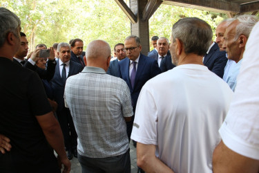 Rayon İcra Hakimiyyətinin başçısı tərəfindən Fəhlə əlləri parkında sakinlərlə səyyar görüş keçirilib