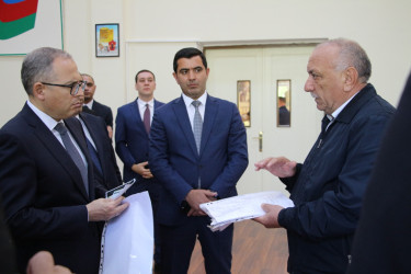 Rayon İcra Hakimiyyətinin başçısı Bayıl yaşayış massivində sakinlərlə səyyar qəbul keçirmişdir