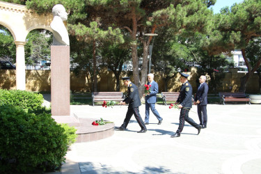 Səbail rayonunda 2 İyul - Azərbaycan Polisi Günü ilə əlaqədar Ümummilli Lider Heydər Əliyevin xatirəsi anılıb
