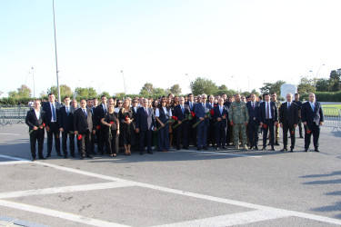 27 sentyabr - Anım Günü ilə əlaqədar Zəfər parkı ziyarət olundu
