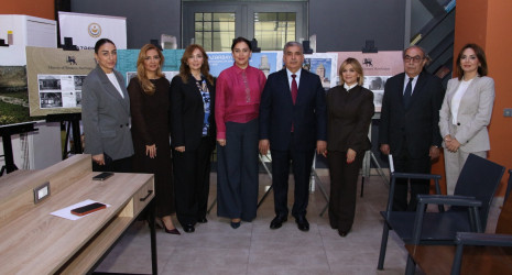 Səbail rayonunda “Poçt markalarında şəhərimizin siması” mövzusunda tələbələrlə görüş keçirilmişdir
