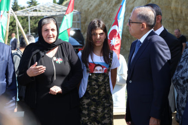 Səbail rayonunda Anım Günü ilə əlaqədar şəhidlərin məzarları ziyarət olundu