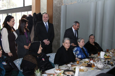 Səbaildə “8 Mart – Beynəlxalq Qadınlar Günü” münasibətilə şəhid anaları ilə görüş keçirilib