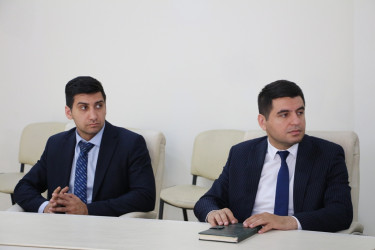 Rayon İcra Hakimiyyətinin başçısı RİHBA-nın məsul əməkdaşı Fikrət Rzayevi yubileyi münasibətilə təbrik etmişdir