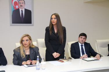 Səbail Rayon İcra Hakimiyyətində rəqəmsal inkişafa dair növbəti müşavirə keçirilib