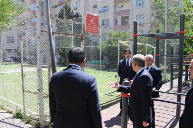 Rayon İcra Hakimiyyətinin başçısı “Bizim həyət" layihəsi çərçivəsində yenilənən həyətə baxış keçirib