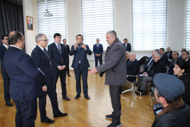 Rayon İcra Hakimiyyətinin başçısı Bayıl yaşayış massivində sakinlərlə səyyar görüş keçirib