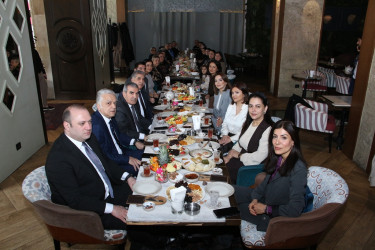 Səbaildə “8 Mart – Beynəlxalq Qadınlar Günü” münasibətilə şəhid anaları ilə görüş keçirilib