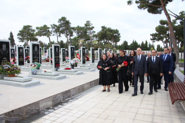 Şəhid mayor İlkin Əhədzadənin ildönümü münasibətilə Hərbi Memorial Məzarlıqdakı məzarı ziyarət olunub