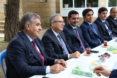 Badamdar qəsəbəsi Heydər Əliyev parkında sakinlərlə görüş keçirilmişdir