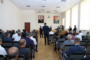 Rayon İcra Hakimiyyətinin başçısı Badamdar qəsəbəsində sakinlərlə səyyar görüş keçirmişdir