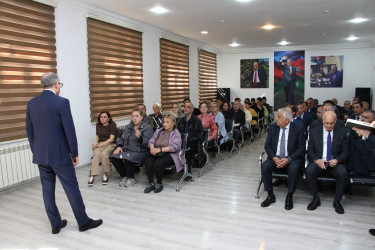 Rayon İcra Hakimiyyətinin başçısı sakinlərlə səyyar görüş keçirmişdir