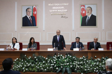 Səbail Rayon İcra Hakimiyyətində Ümummilli Lider Heydər Əliyevin anadan olmasının 103-cü ildönümü həsr olunmuş tədbir keçirilmişdir