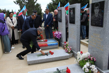 Səbail rayonunda 27 sentyabr – Anım Gününün beşinci ildönümü ilə əlaqədar şəhidlərin məzarları ziyarət olundu