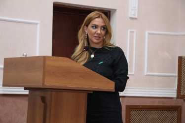Səbail Rayon İcra Hakimiyyətində Ümummilli Lider Heydər Əliyevin anadan olmasının 103-cü ildönümü həsr olunmuş tədbir keçirilmişdir