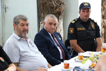 Rayon İcra Hakimiyyətinin başçısı şəhid valideynləri ilə görüş keçirmişdir