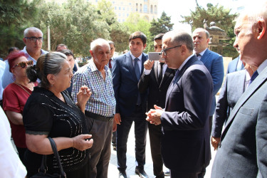 Rayon İcra Hakimiyyətinin başçısı sakinlərlə səyyar görüş keçirmişdir