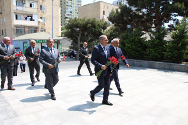 Rayon İcra Hakimiyyətinin başçısı “Şəhidlər” abidə kompleksini ziyarət etmişdir