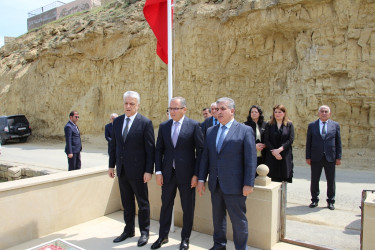 Vətən müharibəsi şəhidlərinin məzarları ziyarət olundu