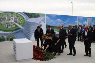 27 sentyabr - Anım günü ilə əlaqədar “Zəfər Parkı” ziyarət olundu