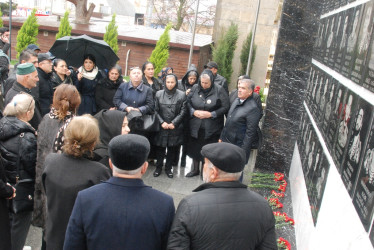 Zəfər Günü ilə əlaqədar “Şəhidlər” abidə kompleksi ziyarət edildi