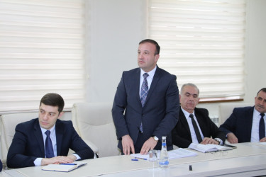 Rayon İcra Hakimiyyəti başçısının sədrliyi ilə müşavirə keçirilib