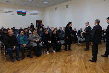 Rayon İcra Hakimiyyətinin başçısı Badamdar qəsəbəsində sakinlərlə səyyar görüş keçirmişdir