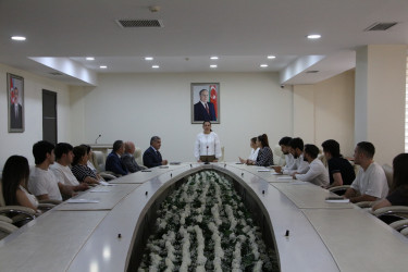 Səbail Rayon İcra Hakimiyyətində Dövlət İdarəçilik Akademiyasının tələbələri ilə görüş keçirilib