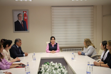 Buraxılış imtahanında yüksək nəticə əldə etmiş Şəhanə Abbasova ilə görüş keçirilmişdir