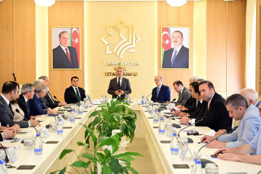 Səbaildə “Heydər Əliyev: dövlət suverenliyi və konstitusiya quruluşu” mövzusunda elmi konfrans keçirilib