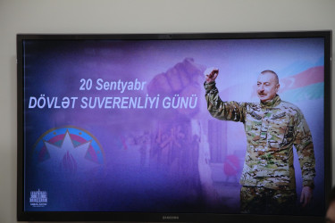 20 Sentyabr – Dövlət Suverenliyi Günü münasibətilə Səbail Rayon İcra Hakimiyyətində tədbir keçirilib