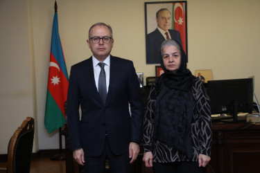 Rayon İcra Hakimiyyətinin başçısı Vətən müharibəsi şəhidi Vüsal Teymurovun anası Nahidə xanım ilə görüş keçirmişdir