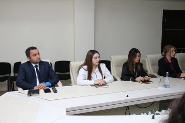 Səbail Rayon İcra Hakimiyyətində 31 dekabr - Dünya Azərbaycanlılarının Həmrəylik Günü və Yeni il münasibəti ilə tədbir keçirilmişdir