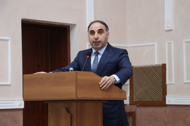 Səbail Rayon İcra Hakimiyyətində payız-qış mövsümünə hazırlıqla bağlı müşavirə keçirilib