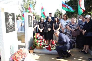 Səbail rayonunda Anım Günü ilə əlaqədar şəhidlərin məzarları ziyarət olundu